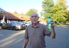 Hampi Steiner: Das Sturmgewehr ist im Auto - Feierabend.